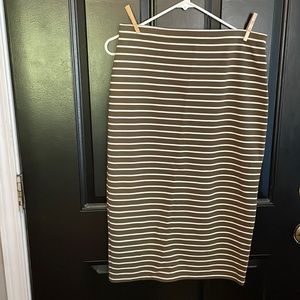 Women’s Max Studio pencil skirt size medium